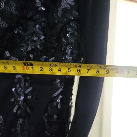 ✨ NWT R&M Richards Navy Sequin Gown - Size 12 ✨ - Picture 4 of 6